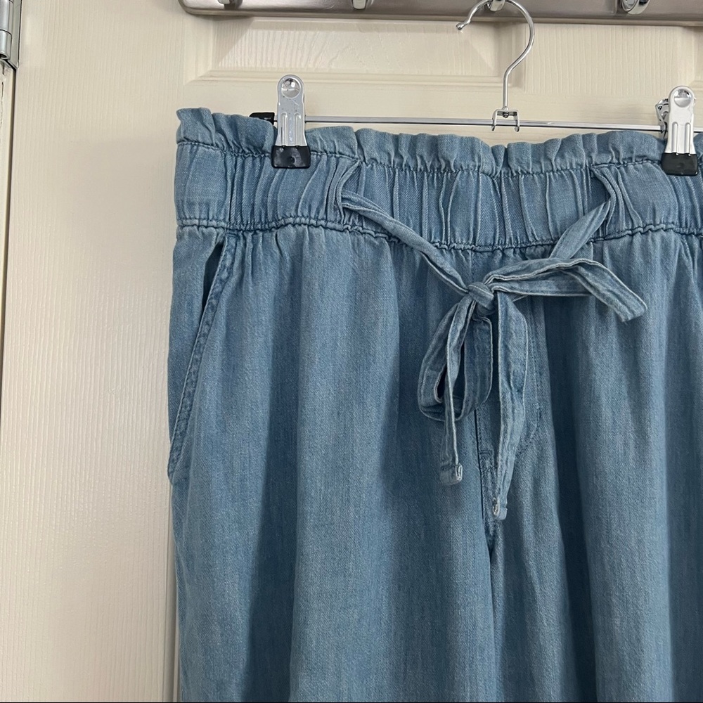 medium chambray/denim joggers - hollister